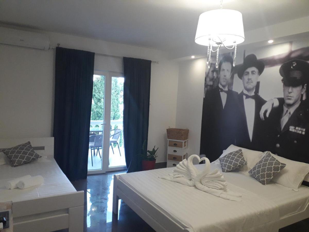 Ana Apartmani Sveti Stefan Extérieur photo