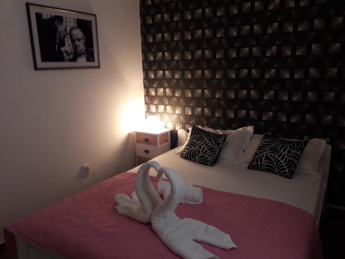 Ana Apartmani Sveti Stefan Extérieur photo