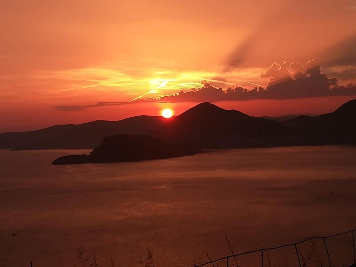 Ana Apartmani Sveti Stefan Extérieur photo