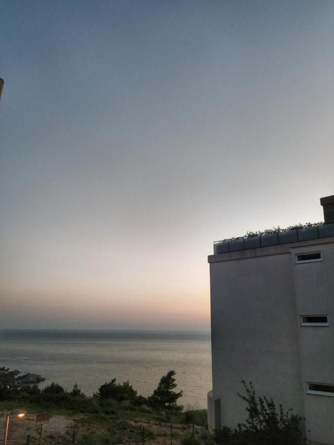 Ana Apartmani Sveti Stefan Extérieur photo