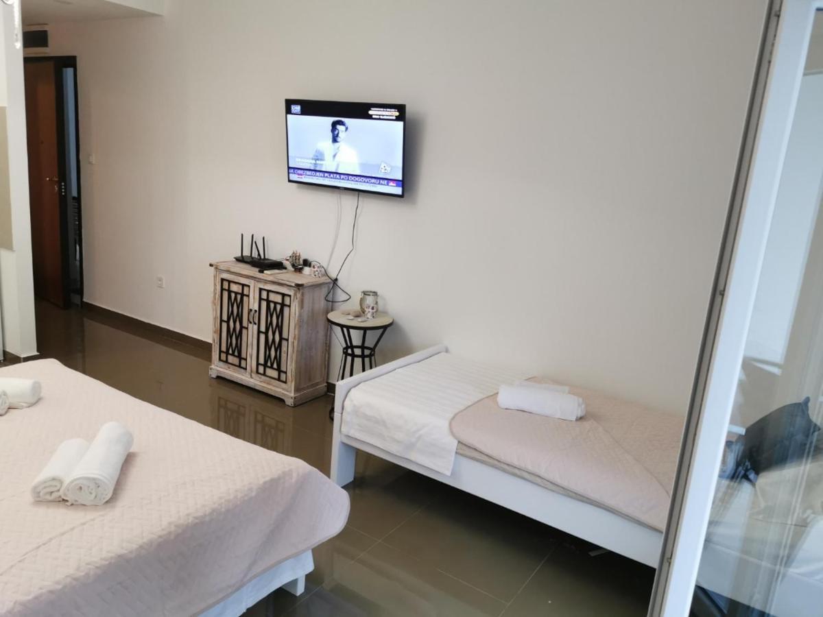 Ana Apartmani Sveti Stefan Extérieur photo